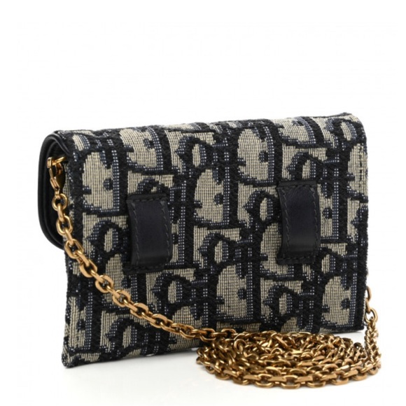 CHRISTIAN DIOR
Oblique Nano Saddle Chain Pouch Blue - Picture 2 of 3